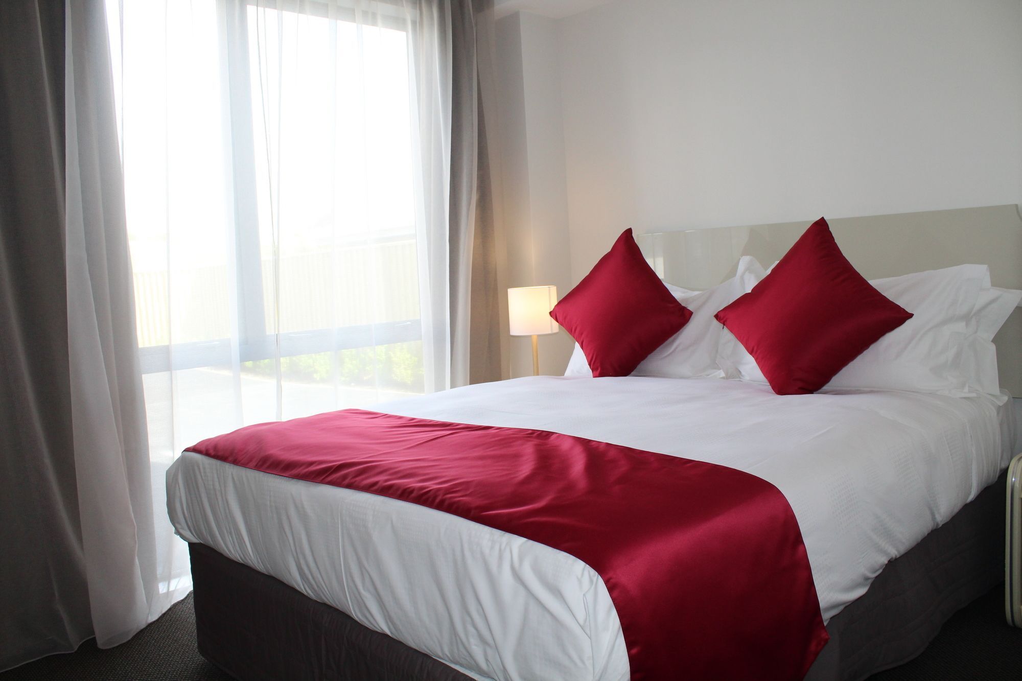 Bealey Plaza Motel Christchurch Bagian luar foto A bed runner